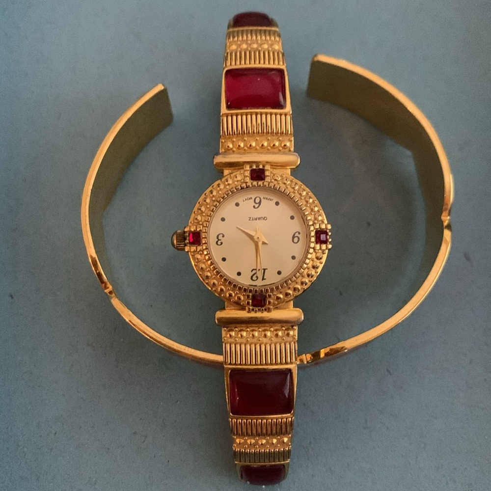 Quartz WristWatch- Vintage